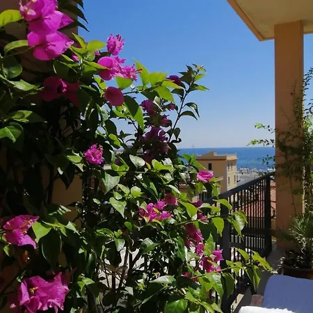 Sea View Penthouse With Beautiful Terrace - Casa Verdi Jayanti Appartamento