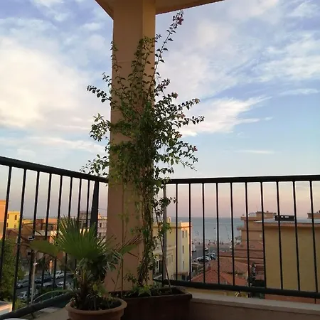 Sea View Penthouse With Beautiful Terrace - Casa Verdi Jayanti Lido di Ostia